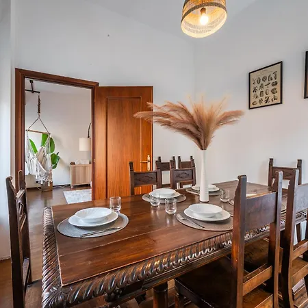 Boho Chic Retreat In Porta Romana 아파트