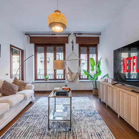 Boho Chic Retreat In Porta Romana * 밀라노